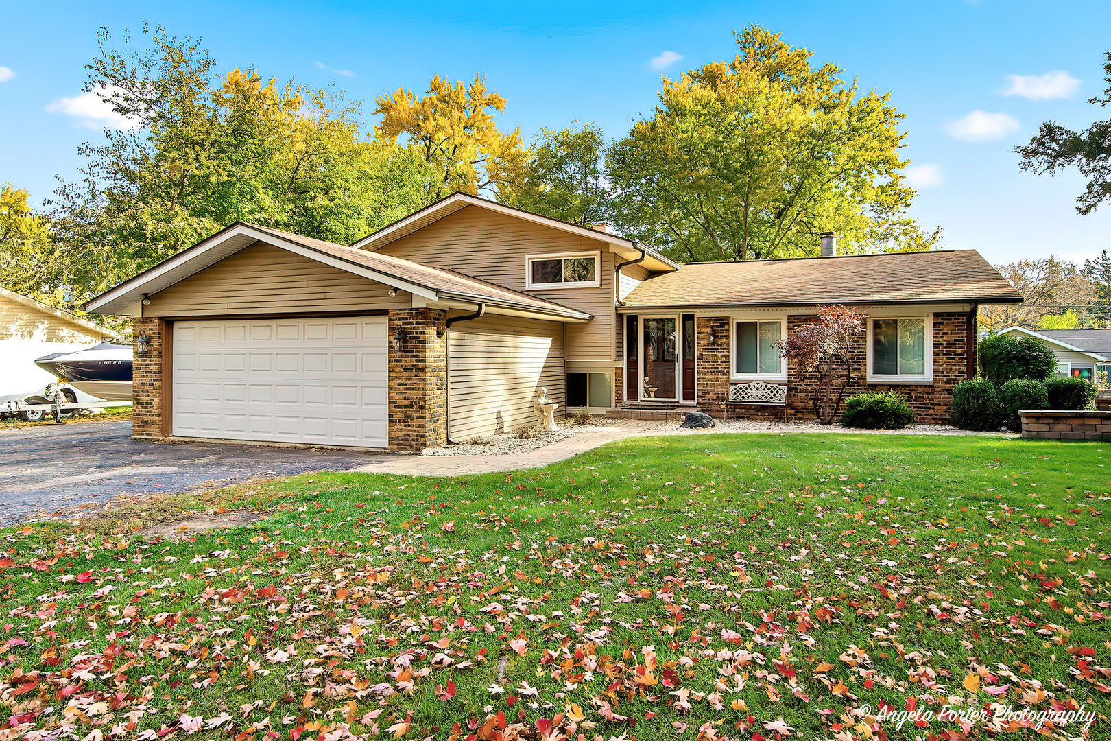 34679 N Hiawatha Trail Property Photo 1