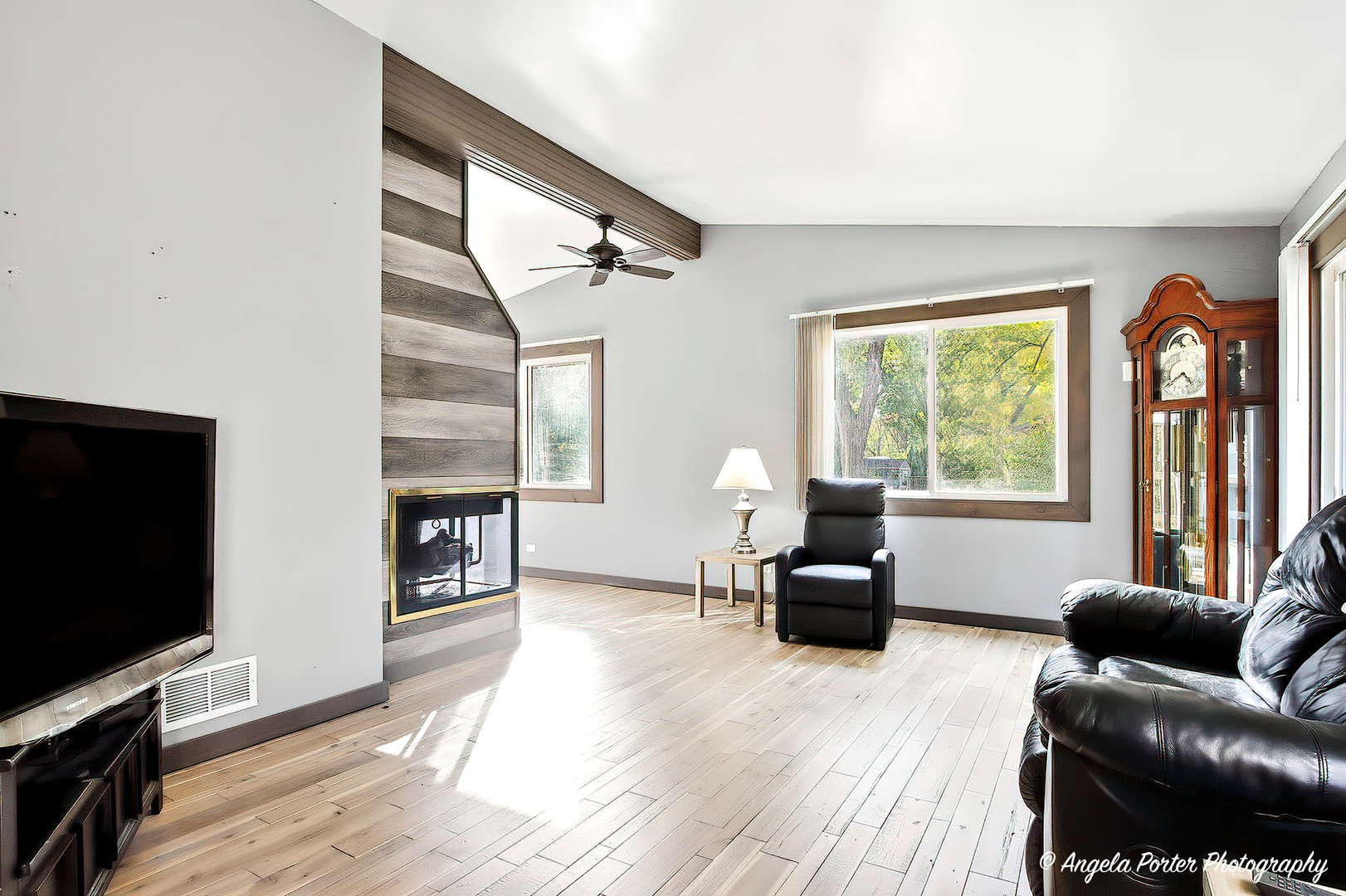 34679 N Hiawatha Trail Property Photo 3