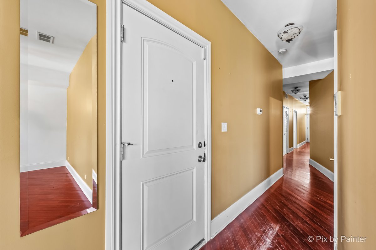 5207 S Indiana Avenue 2 Property Photo 4