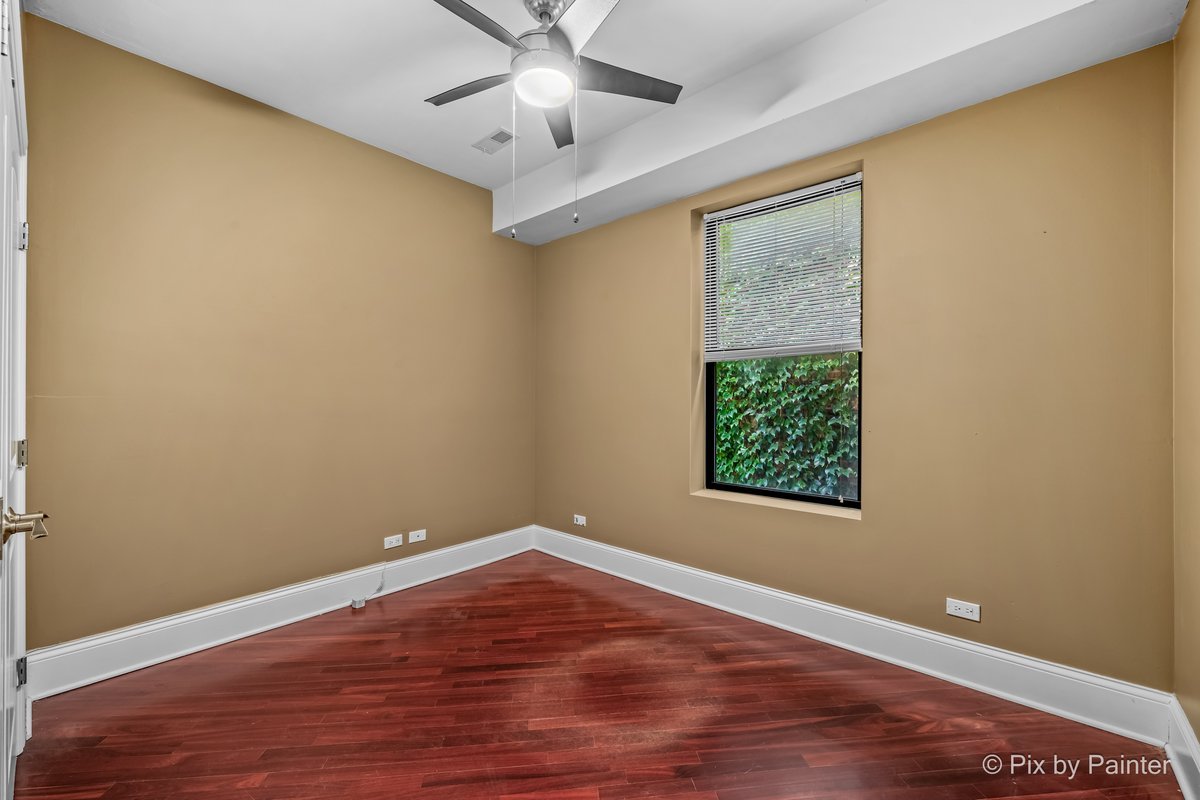 5207 S Indiana Avenue 2 Property Photo 7