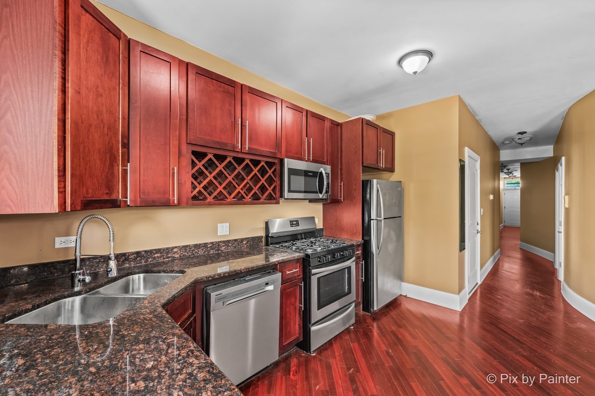 5207 S Indiana Avenue 2 Property Photo 10