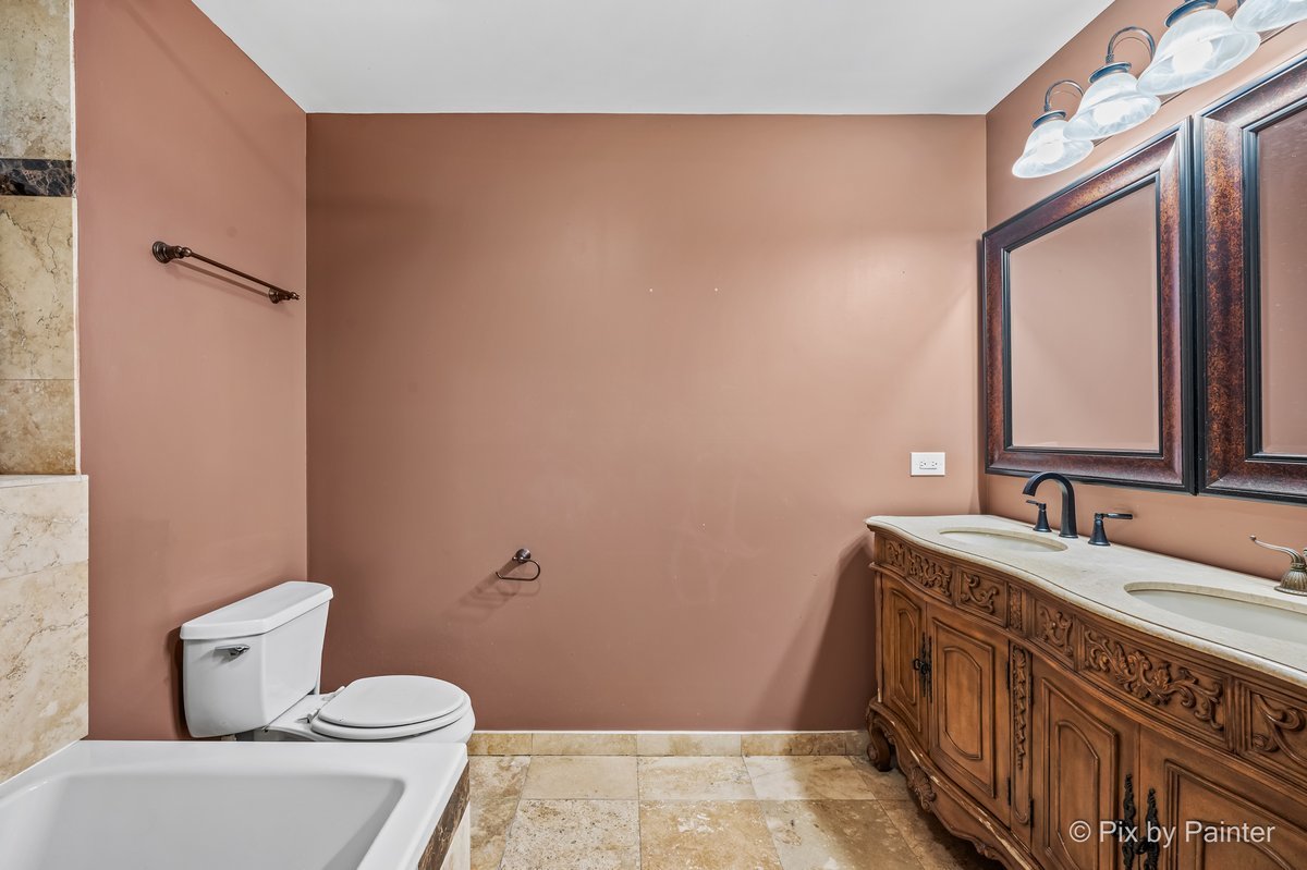 5207 S Indiana Avenue 2 Property Photo 13