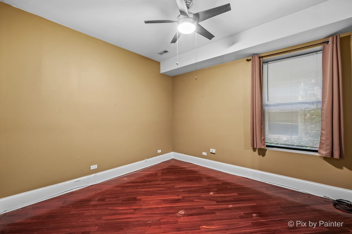 5207 S Indiana Avenue 2 Property Photo 15