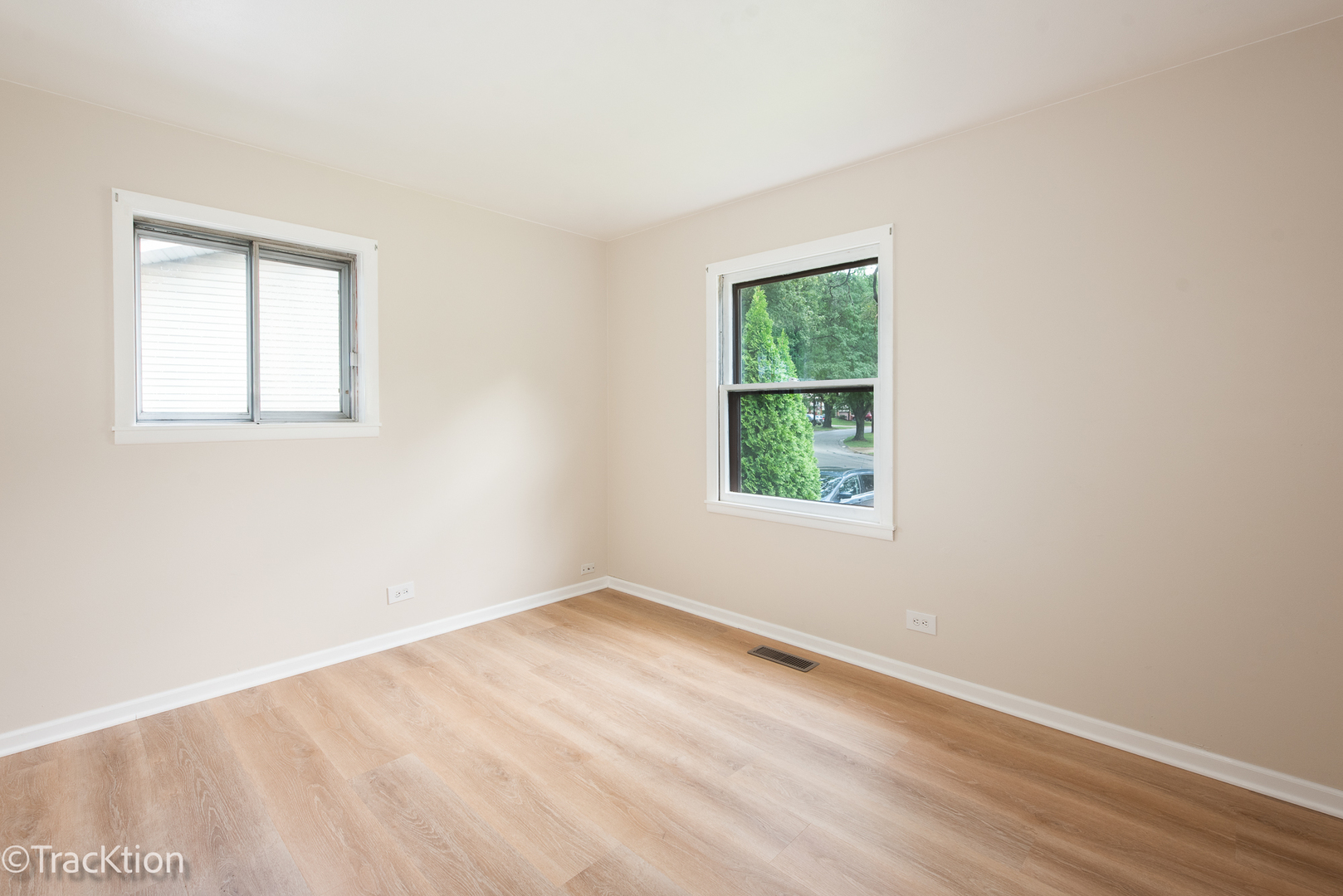 7208 Sprucewood Avenue Property Photo 13