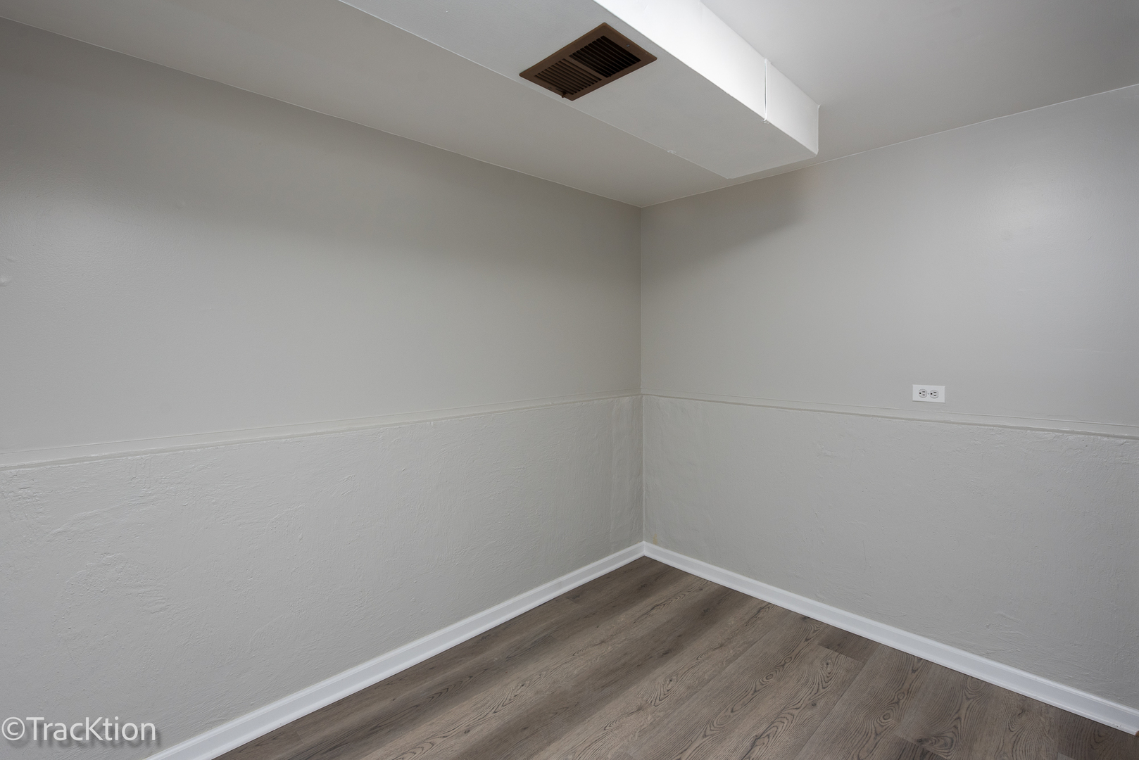 7208 Sprucewood Avenue Property Photo 22