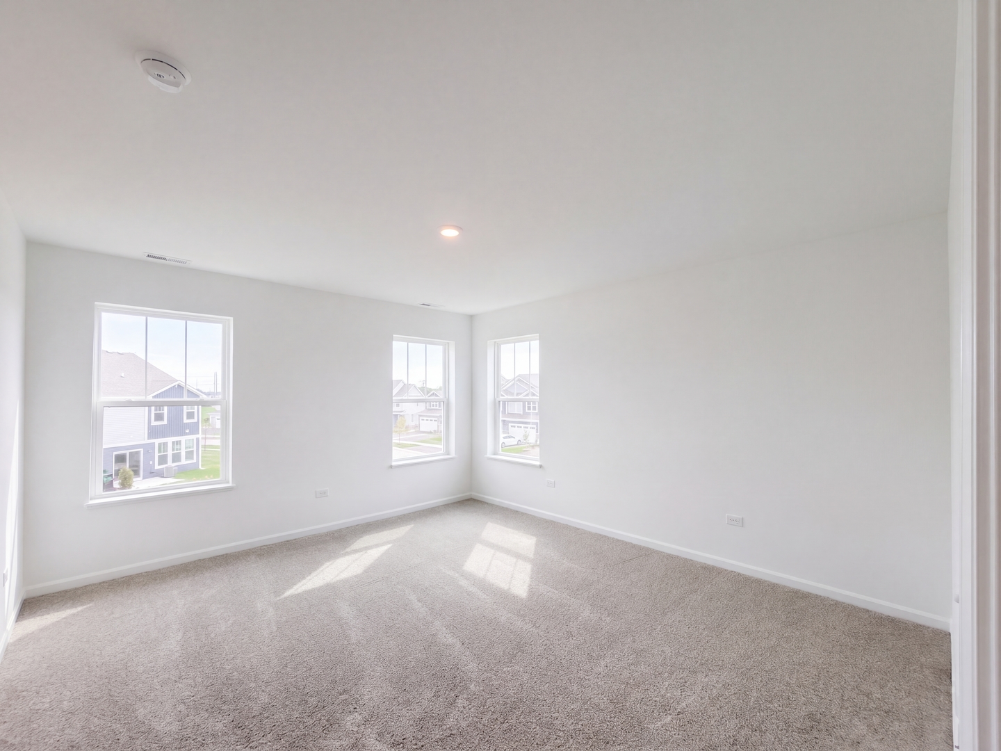 643 Cassia Court Property Photo 12