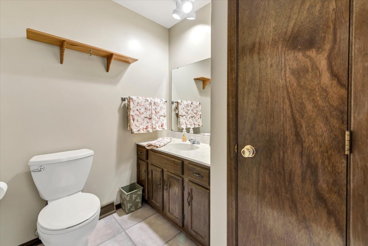 3932 Lemans Drive Property Photo 15