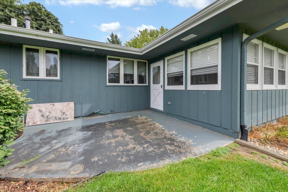 3932 Lemans Drive Property Photo 29