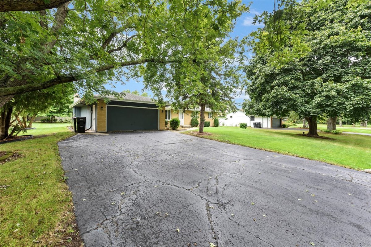 3932 Lemans Drive Property Photo 35