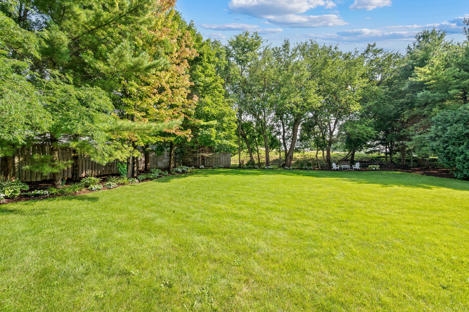 2303 Old Glenview Road Property Photo 3