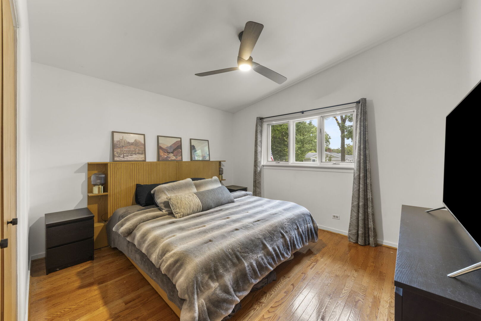 406 S Williston Street Property Photo 15