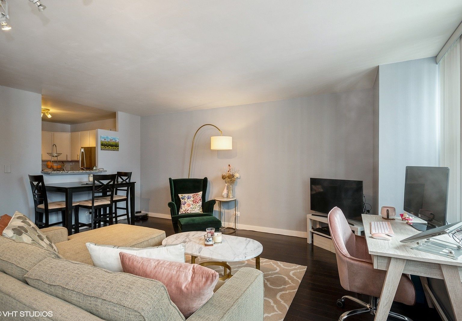 400 E Randolph Street 3502 Property Photo 4