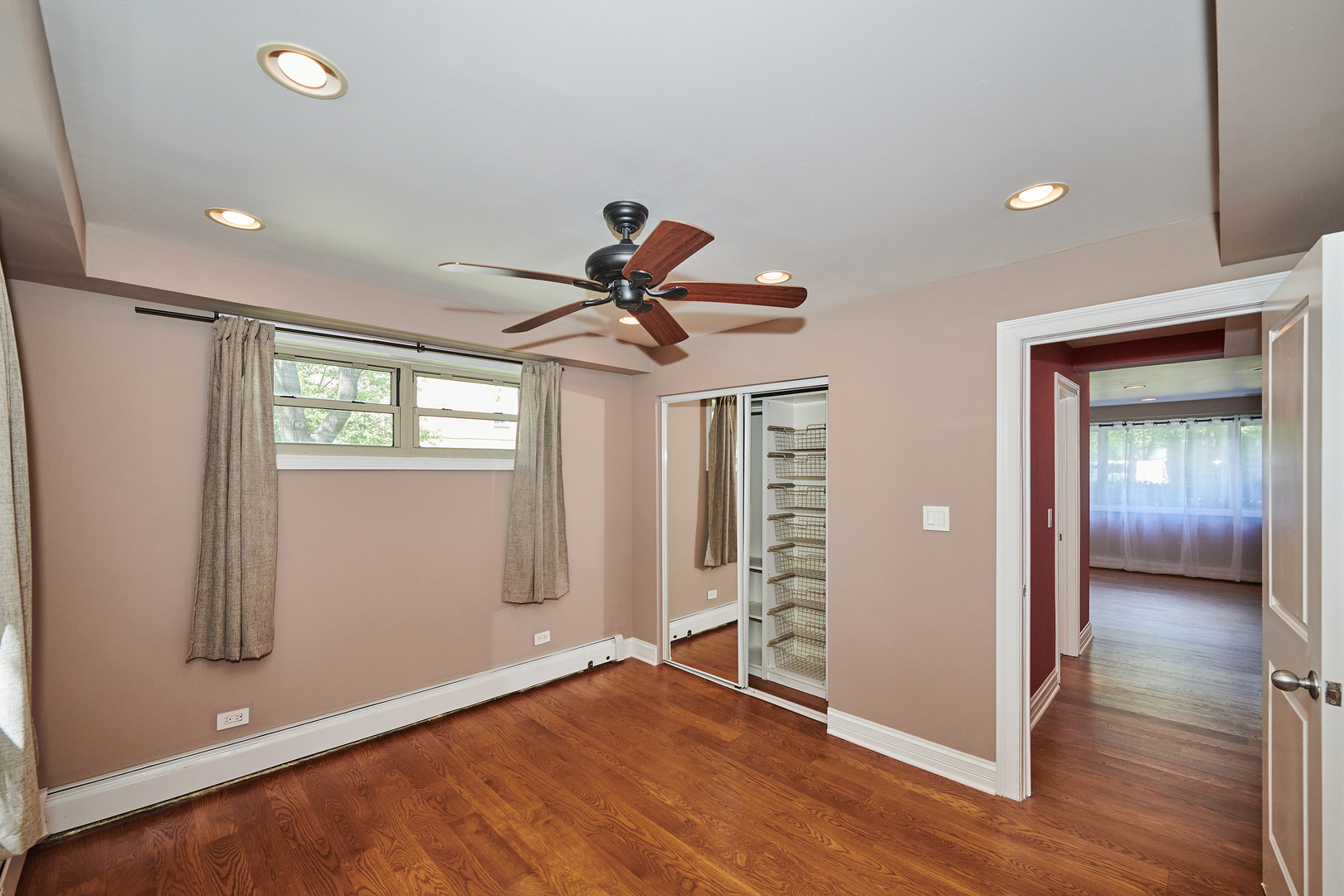 2205 W Highland Avenue 1n Property Photo 13