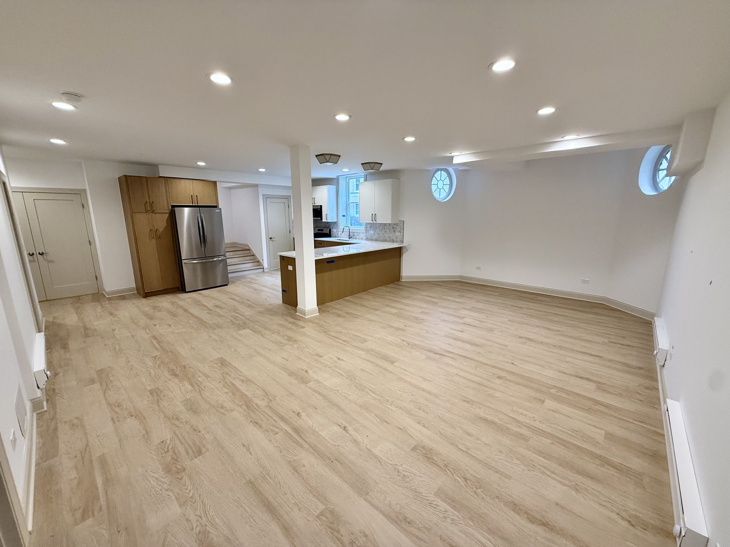 531 Hinman Avenue B-0 Property Photo 6