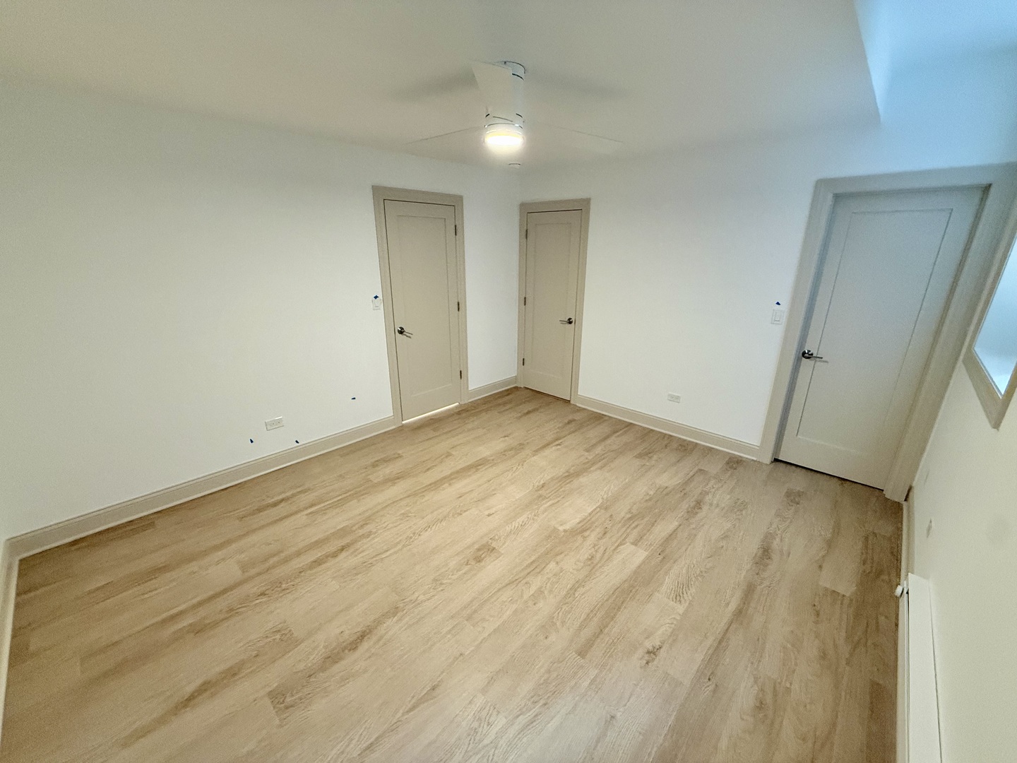531 Hinman Avenue B-0 Property Photo 18