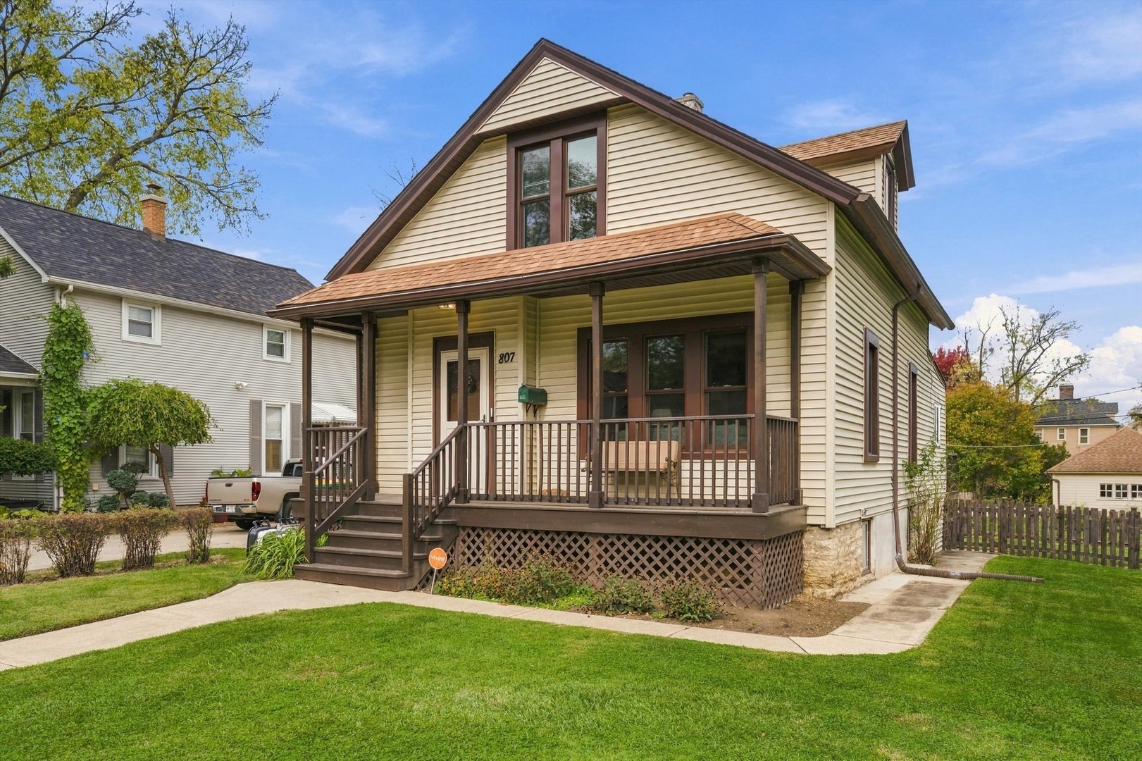 807 Campbell Street Property Photo 1