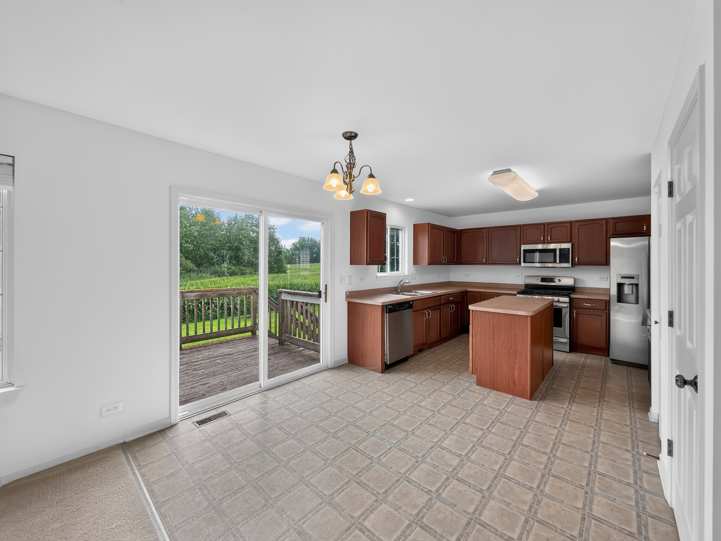 1911 Cameron Drive Property Photo 11