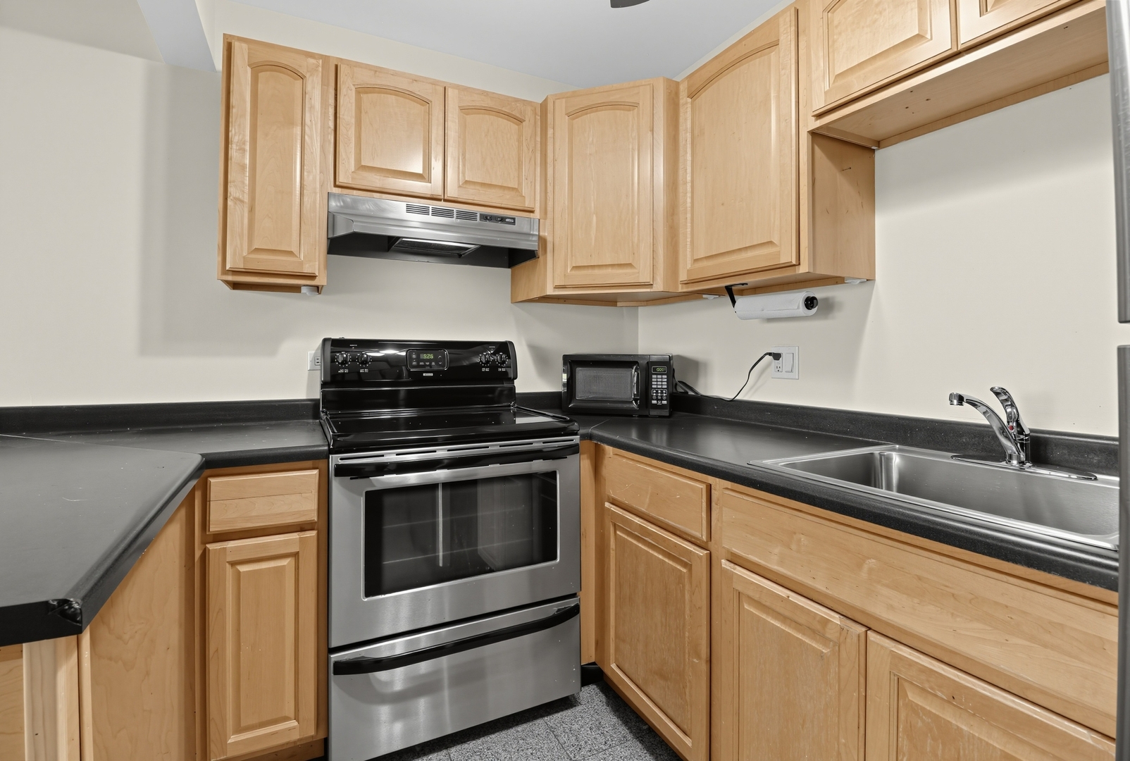 20 Saint Thomas Colony Street 5 Property Photo 8