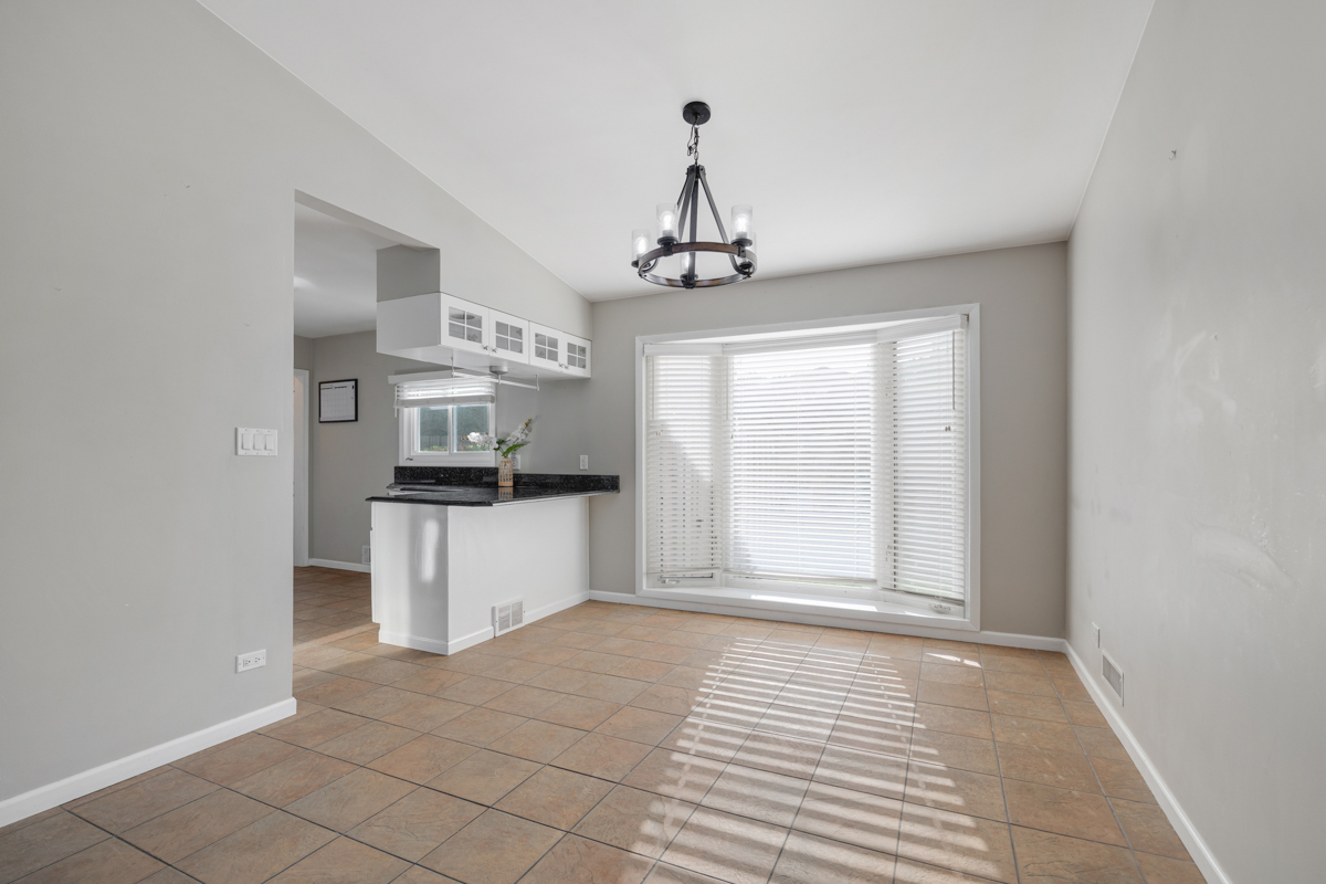 248 E Schick Road Property Photo 8