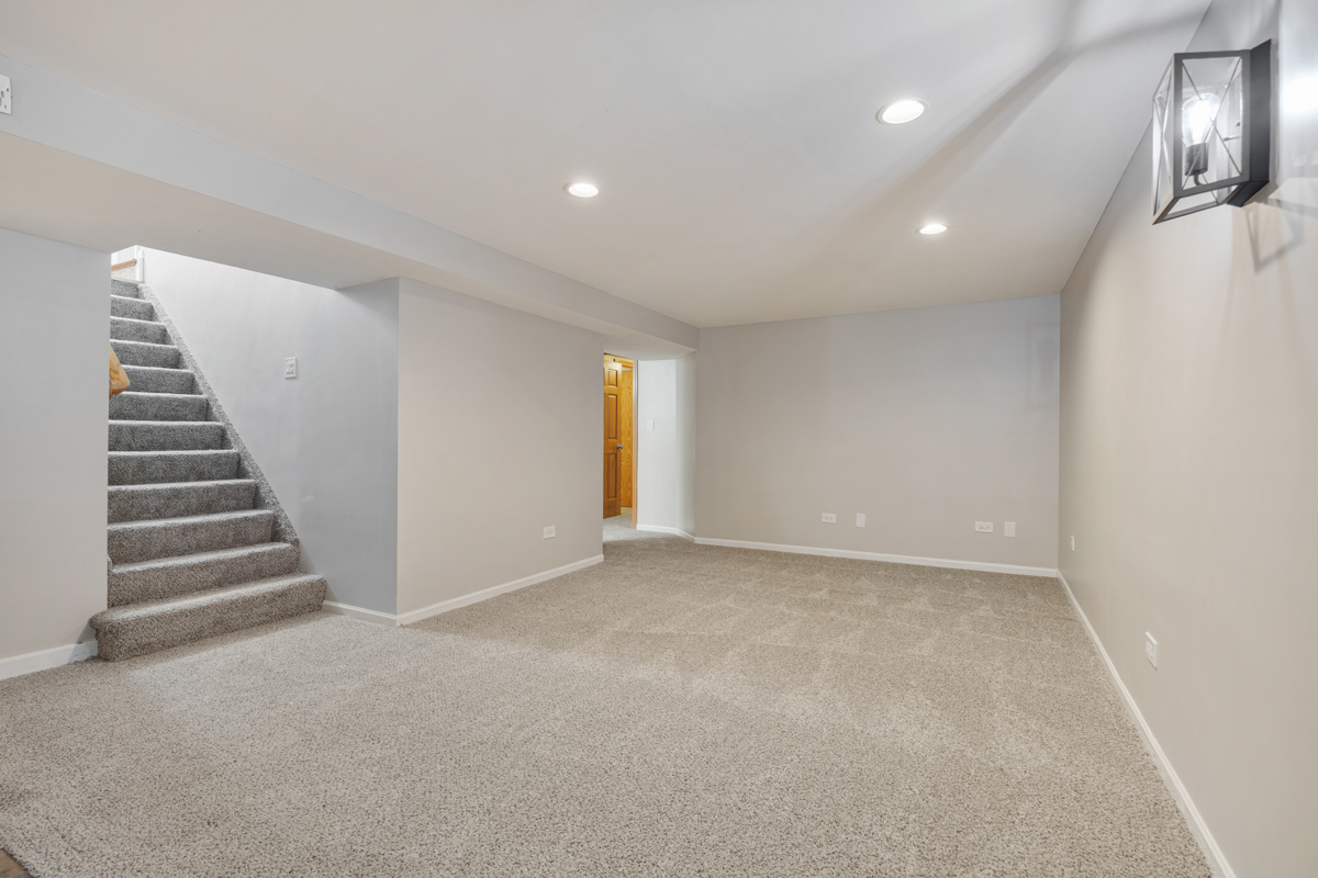 248 E Schick Road Property Photo 16