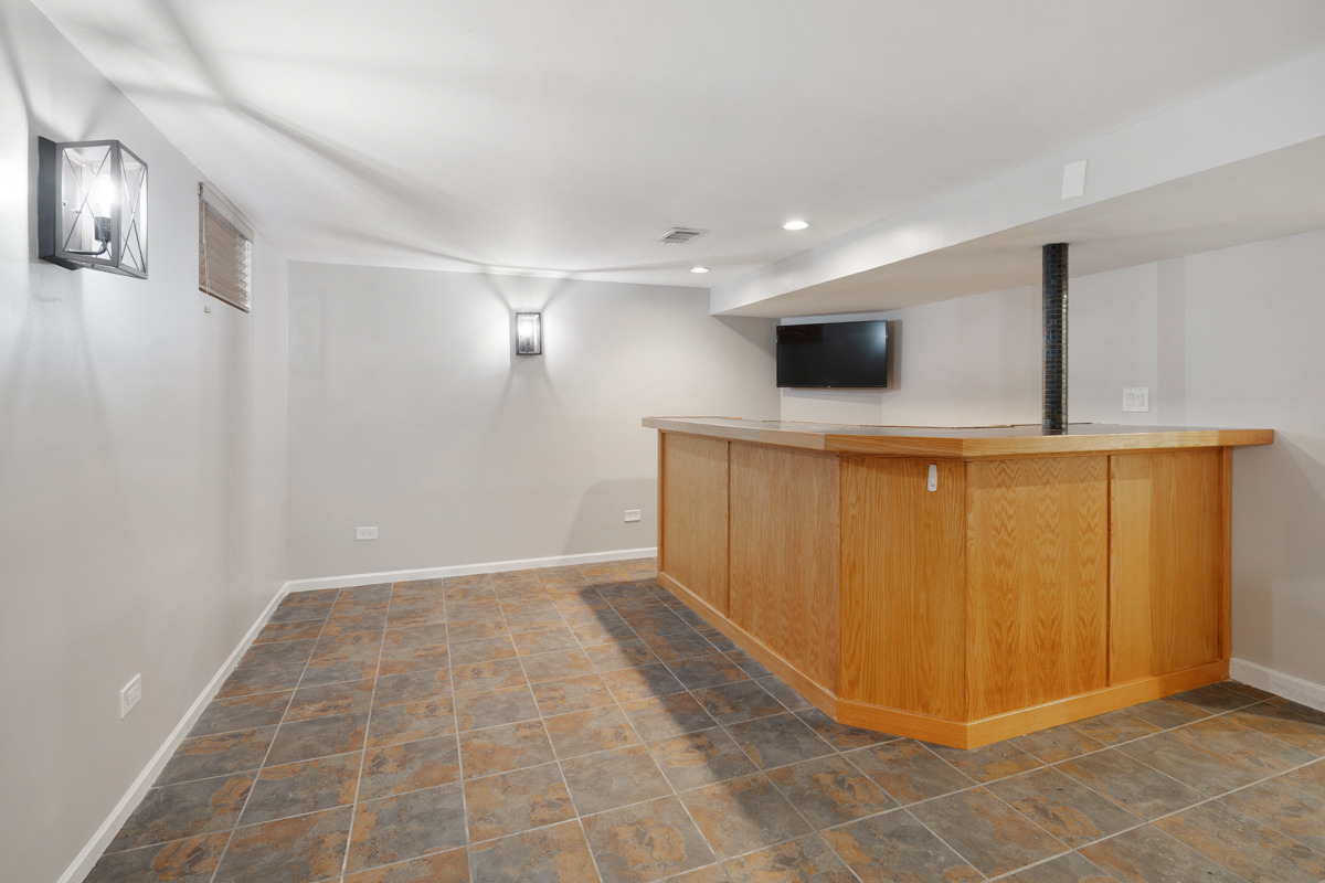 248 E Schick Road Property Photo 18