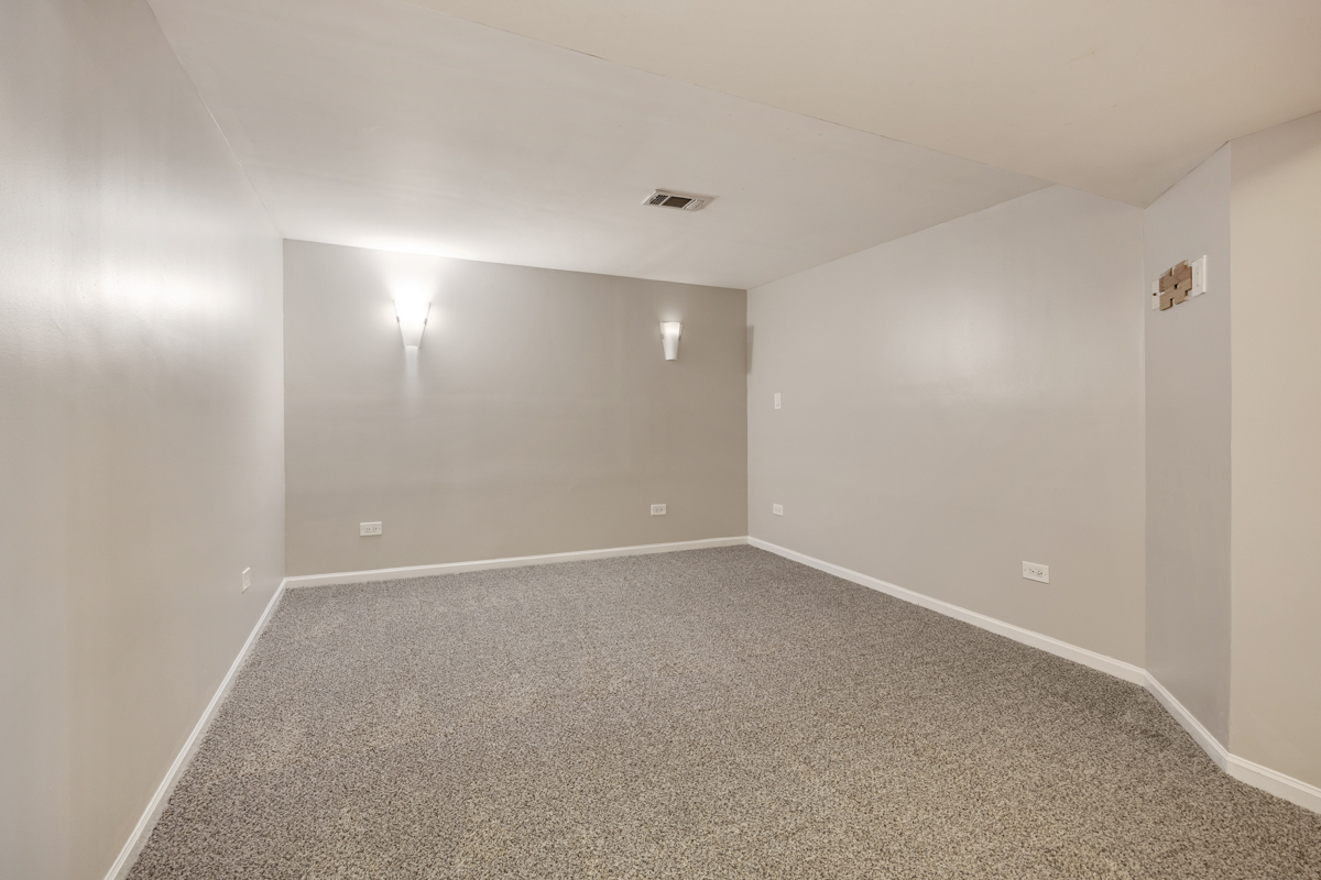 248 E Schick Road Property Photo 19