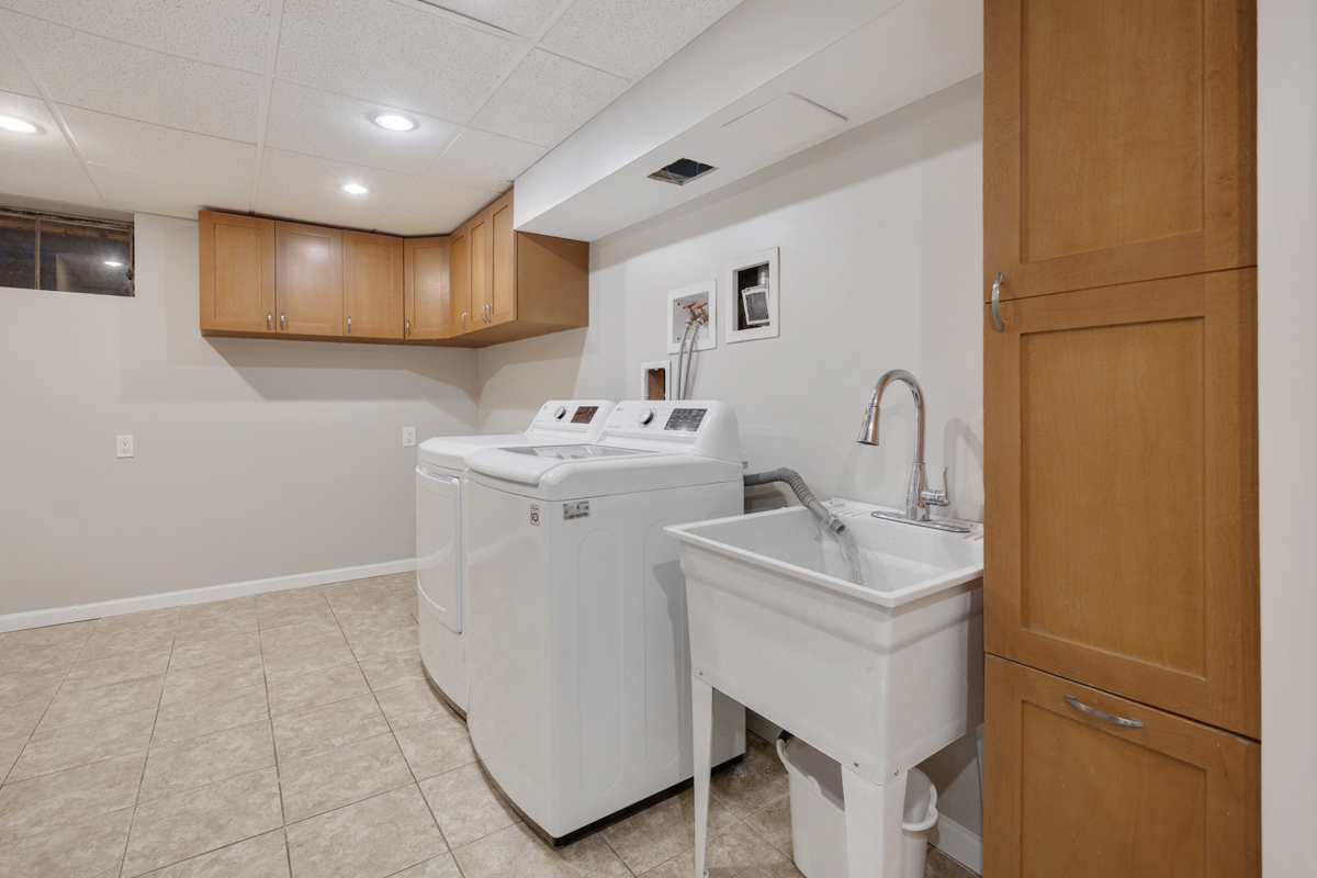 248 E Schick Road Property Photo 21