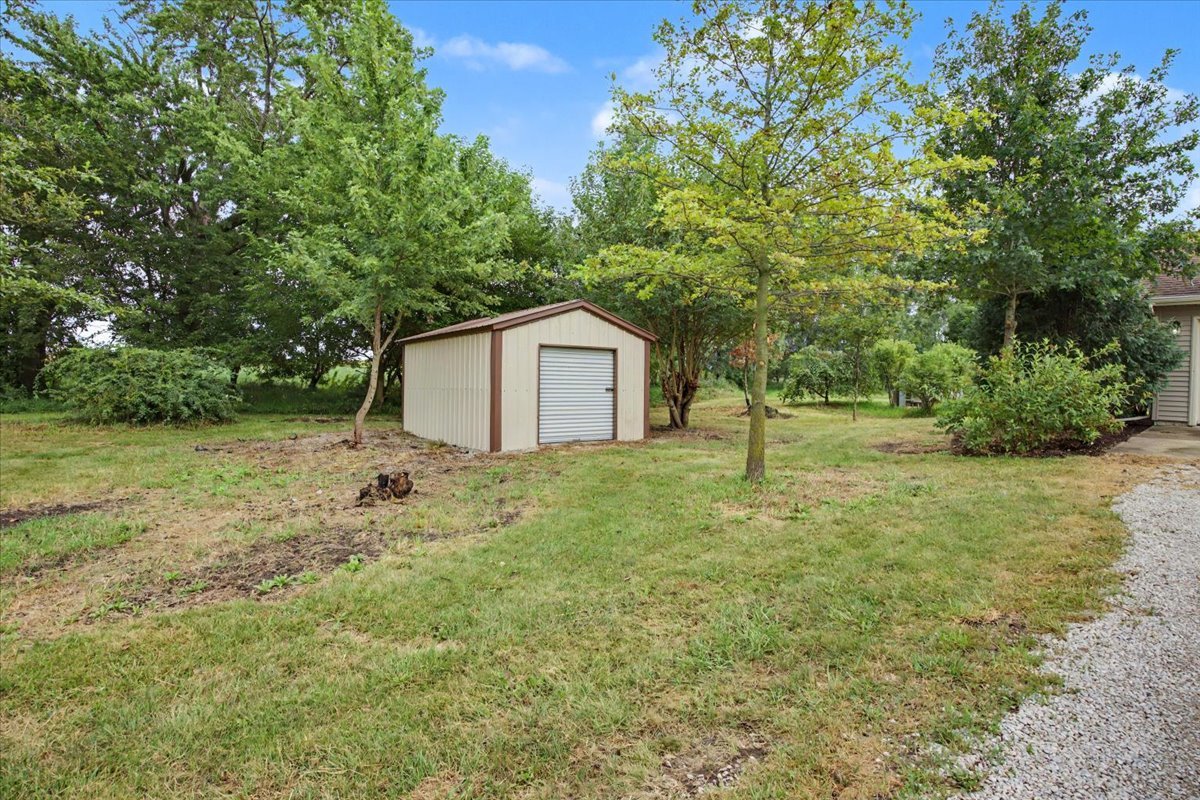 11924 E 2800 North Road Property Photo 8