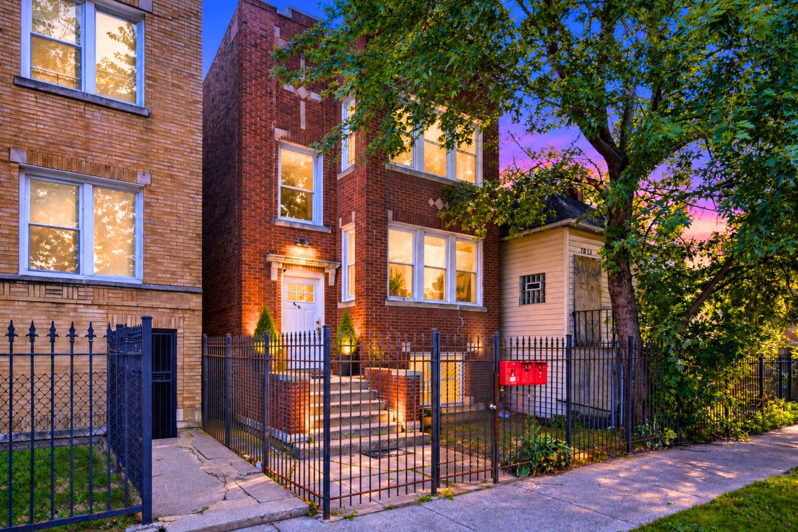 7949 S Marquette Avenue Property Photo 1