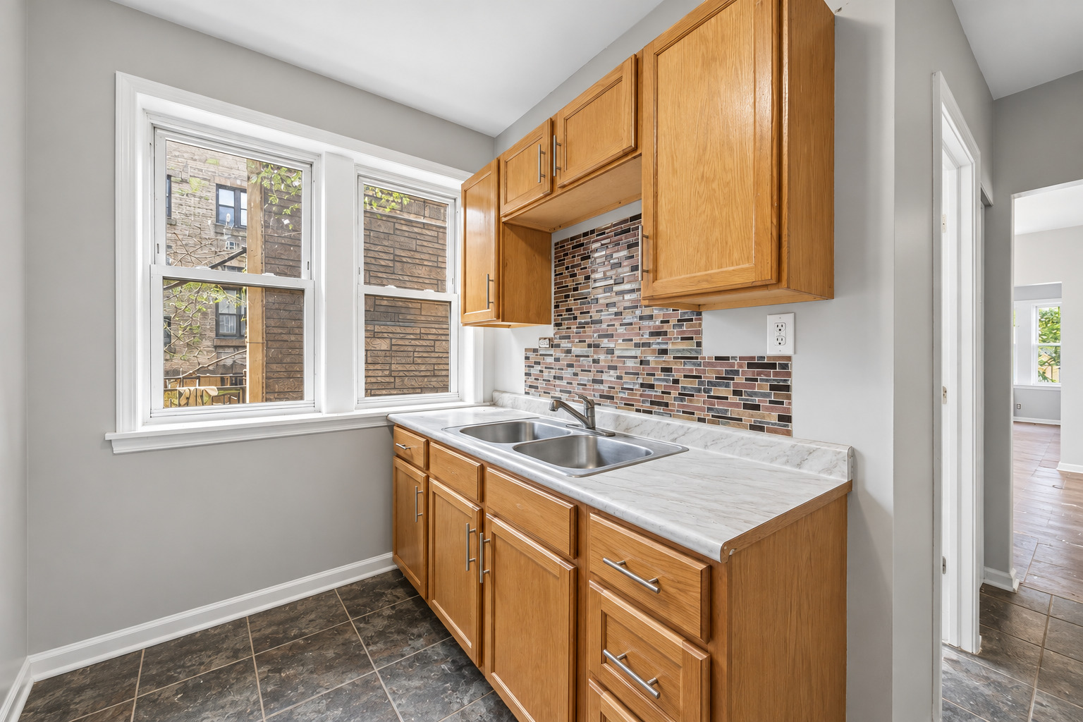7949 S Marquette Avenue Property Photo 4