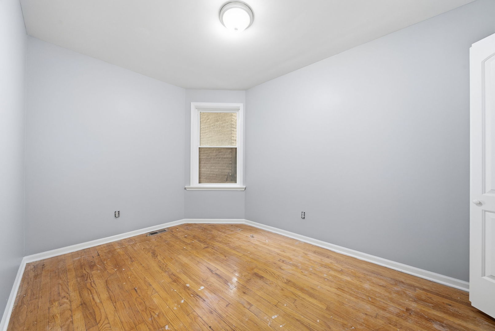 7949 S Marquette Avenue Property Photo 23