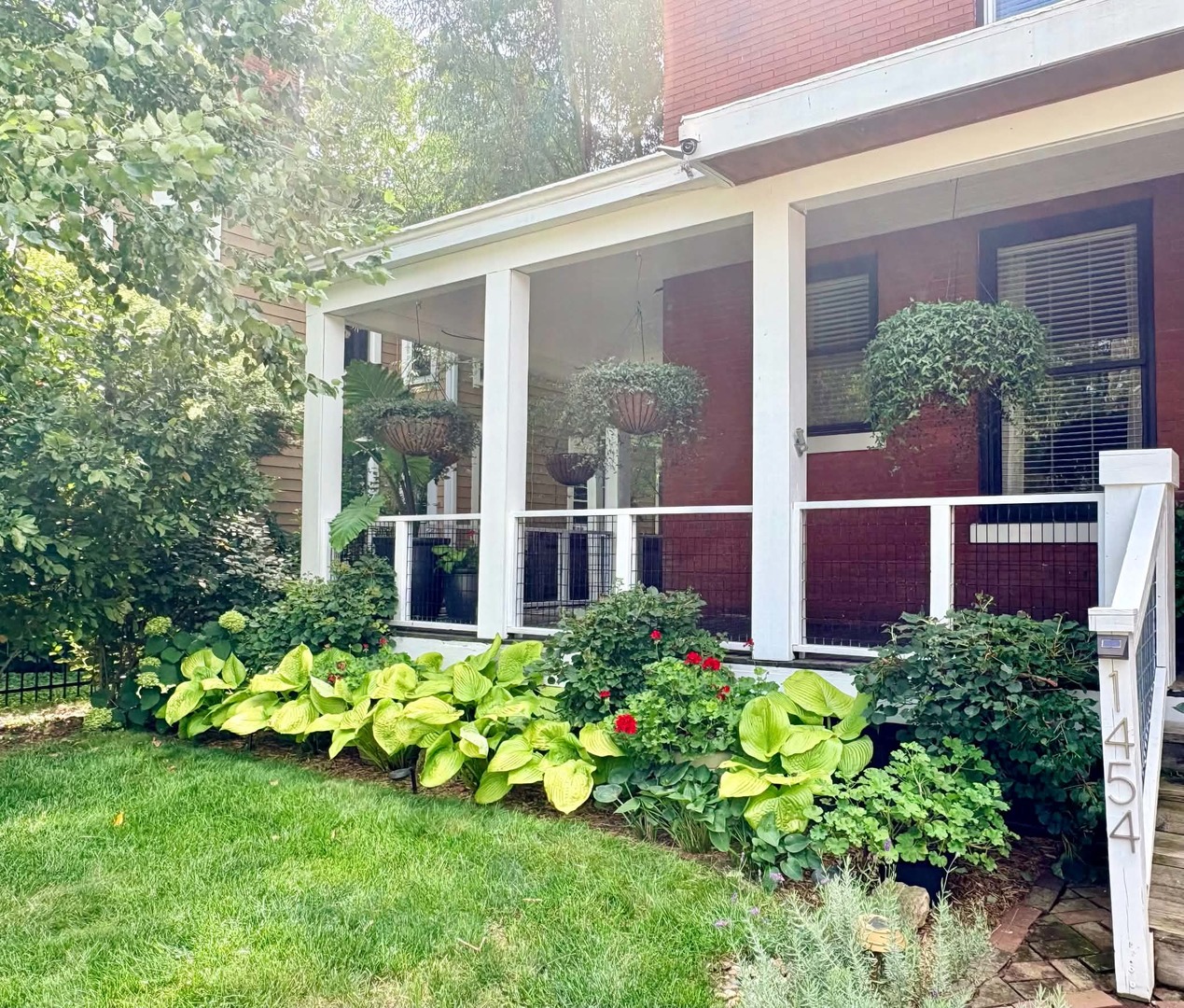 1454 Hampshire Street Property Photo 4