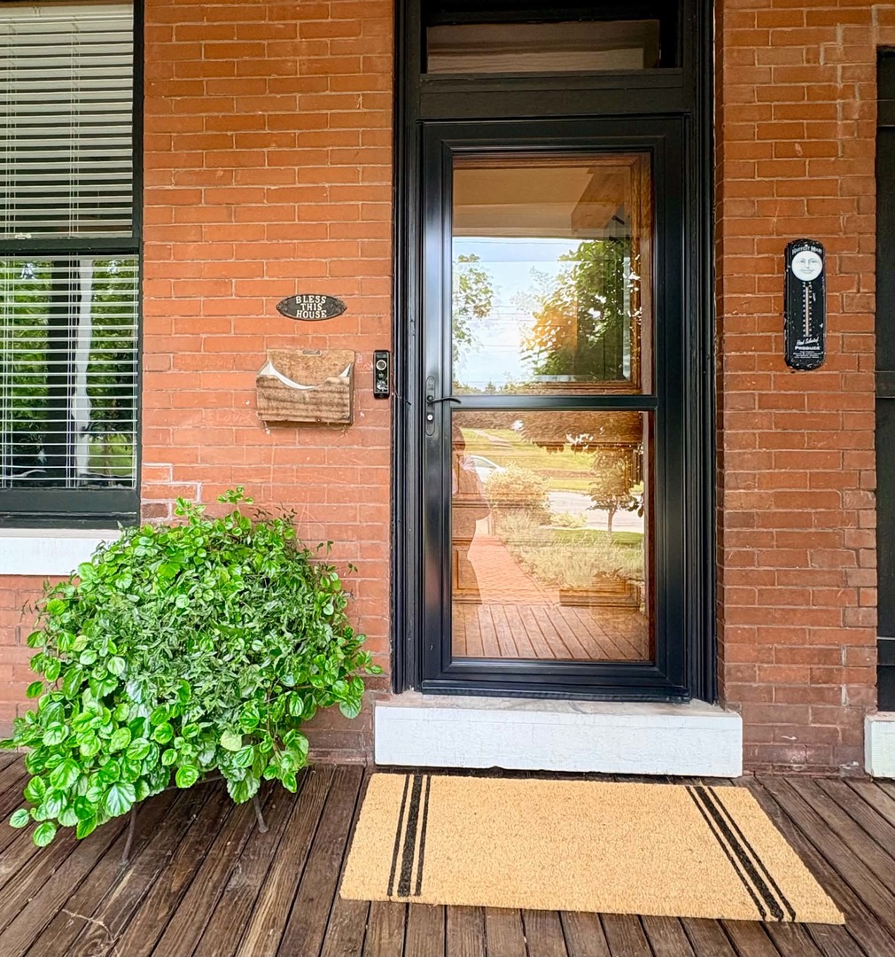 1454 Hampshire Street Property Photo 5