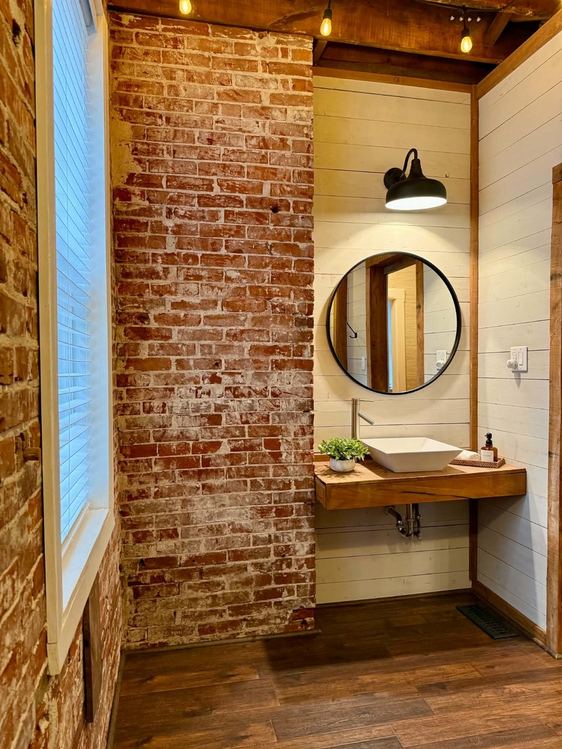 1454 Hampshire Street Property Photo 19
