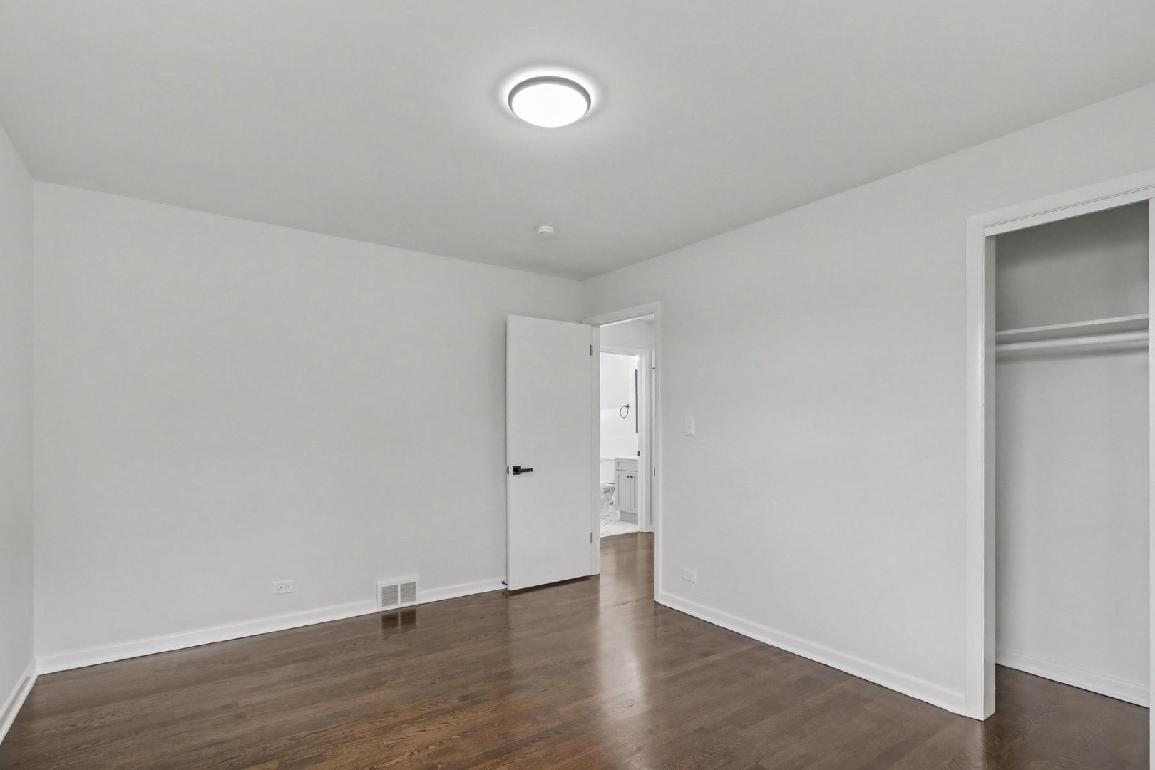 10816 Fletcher Avenue Property Photo 10