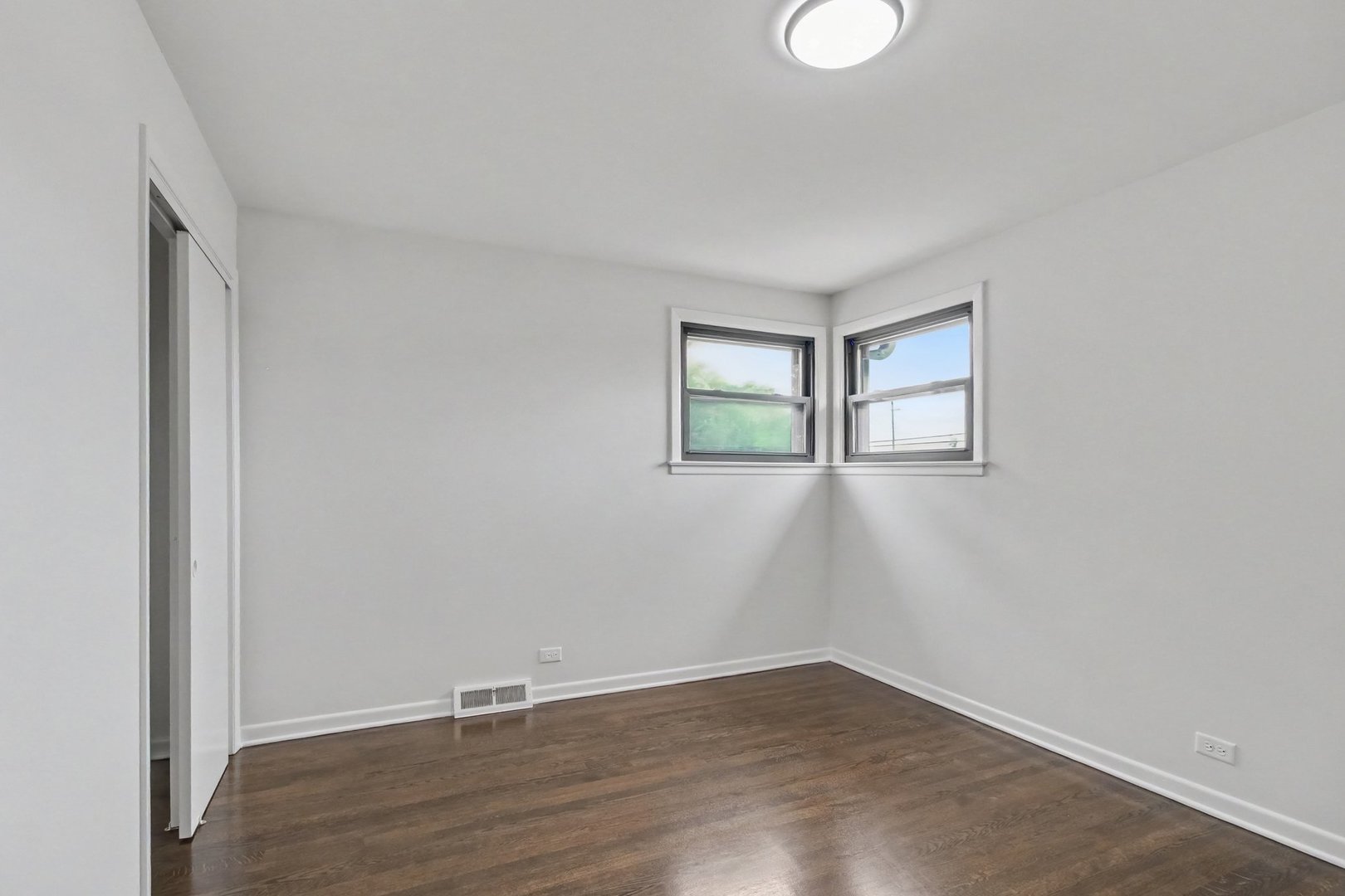 10816 Fletcher Avenue Property Photo 13