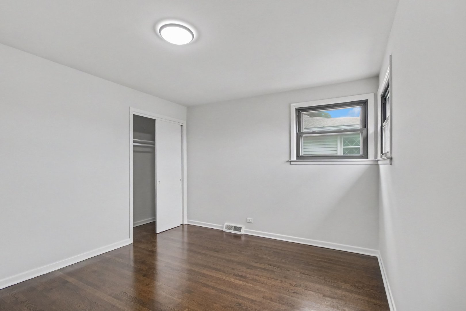 10816 Fletcher Avenue Property Photo 14