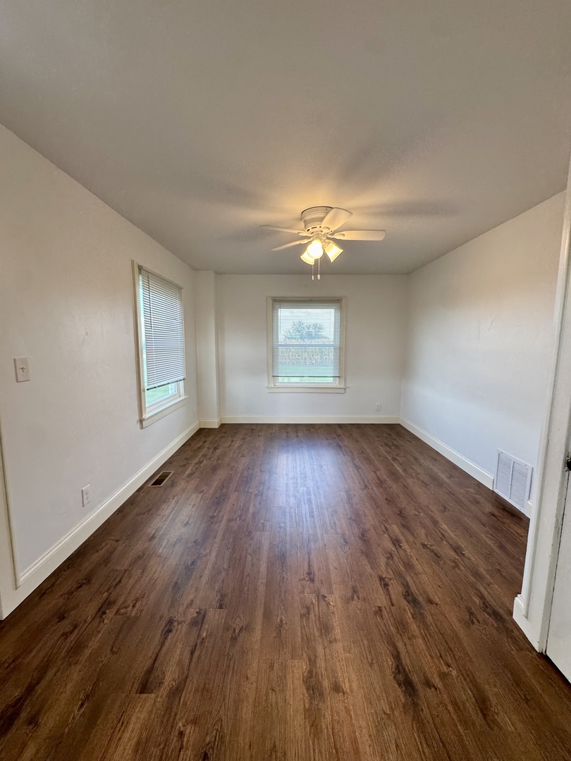 26411 250th Street Property Photo 9