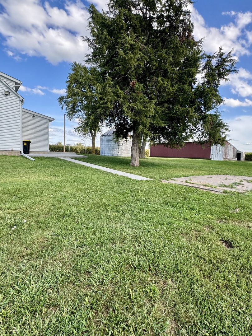 26411 250th Street Property Photo 21