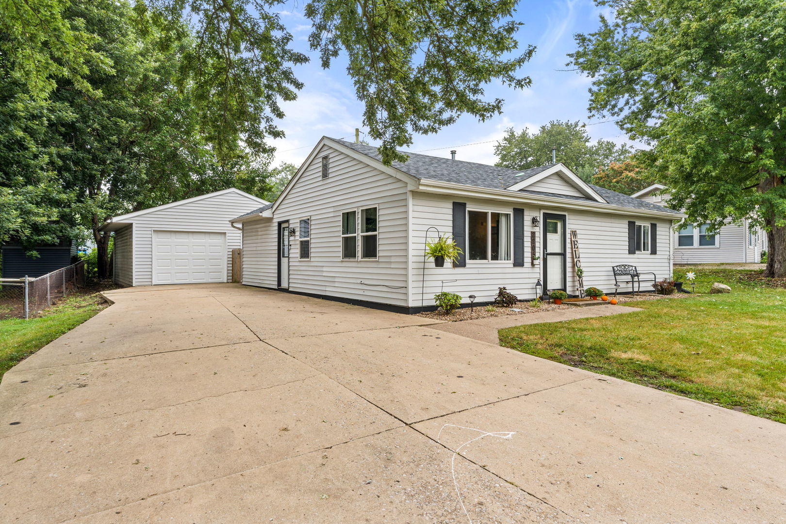 2205 W 75th Place Property Photo 2