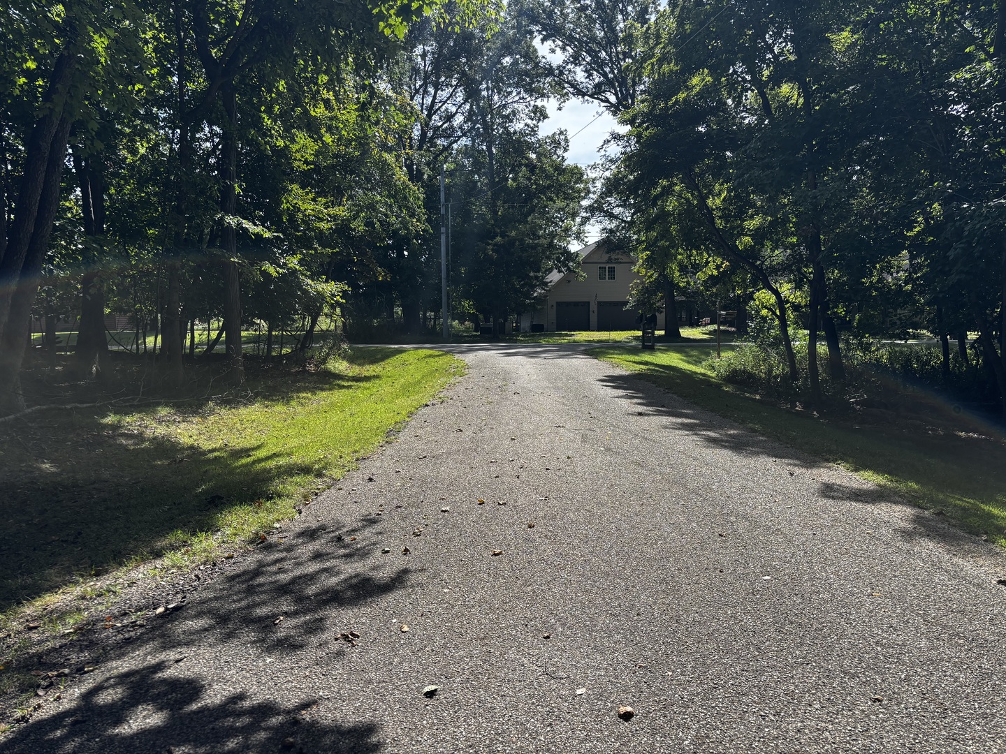 1102 Jay Court Property Photo 4