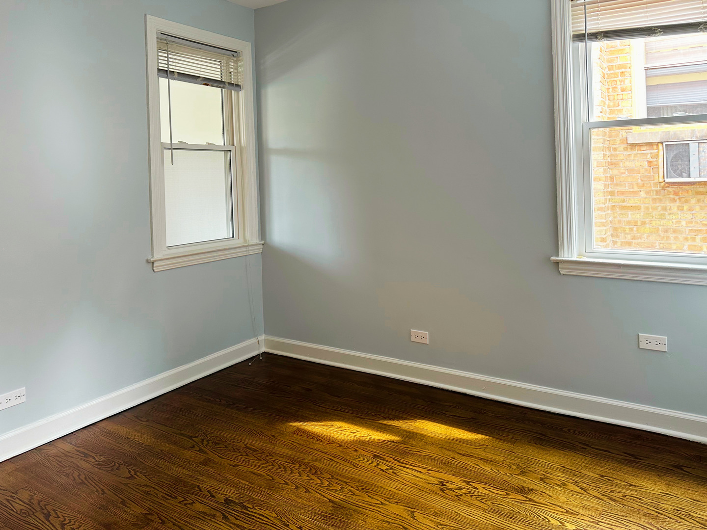 4952 Hull Street 2e Property Photo 2