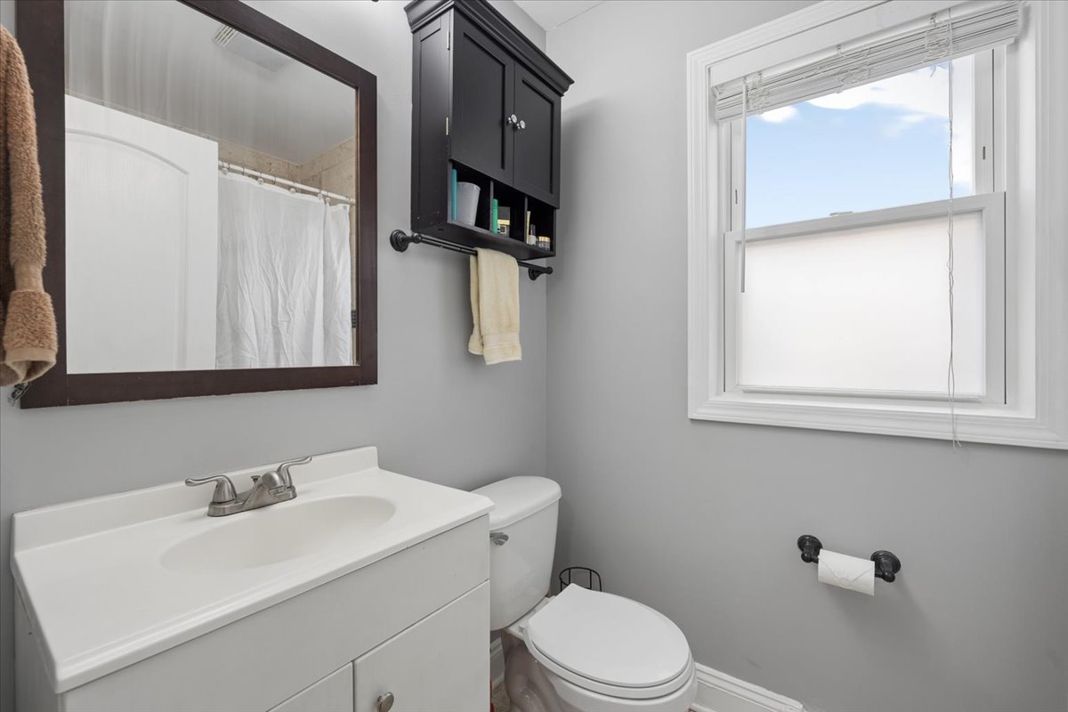 2416 Nathaniel Place Property Photo 11