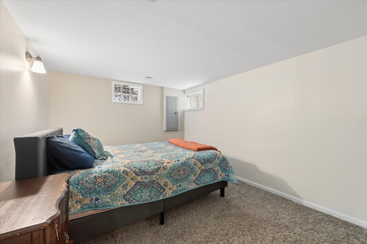 2416 Nathaniel Place Property Photo 17
