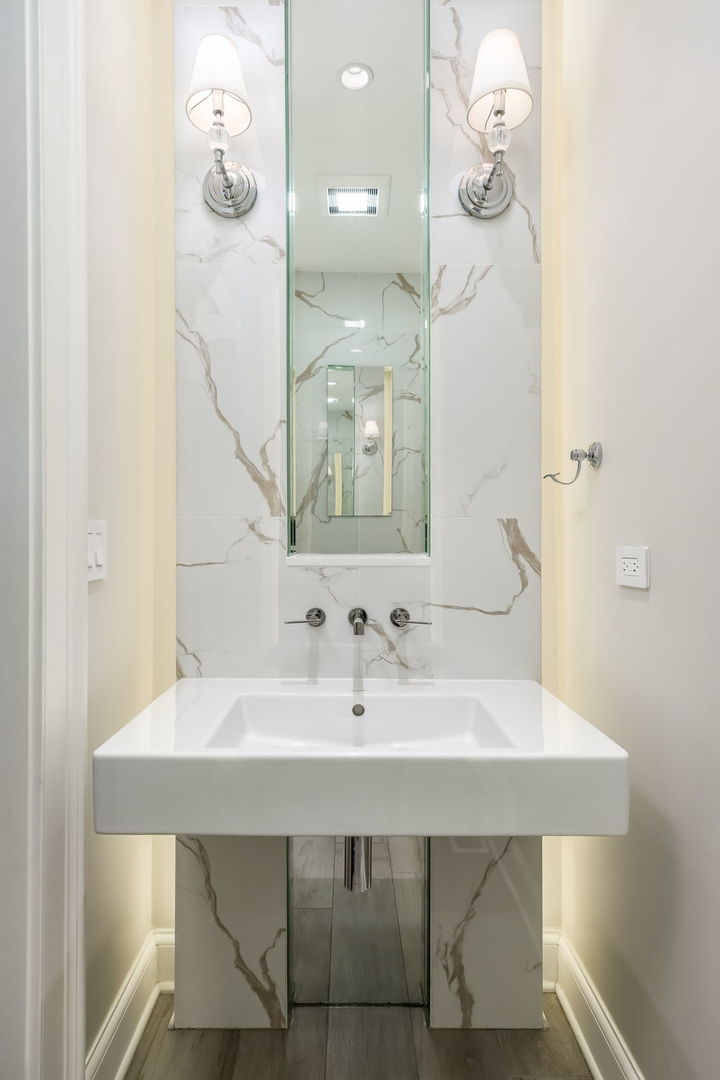 4334 N Kenmore Avenue Property Photo 9