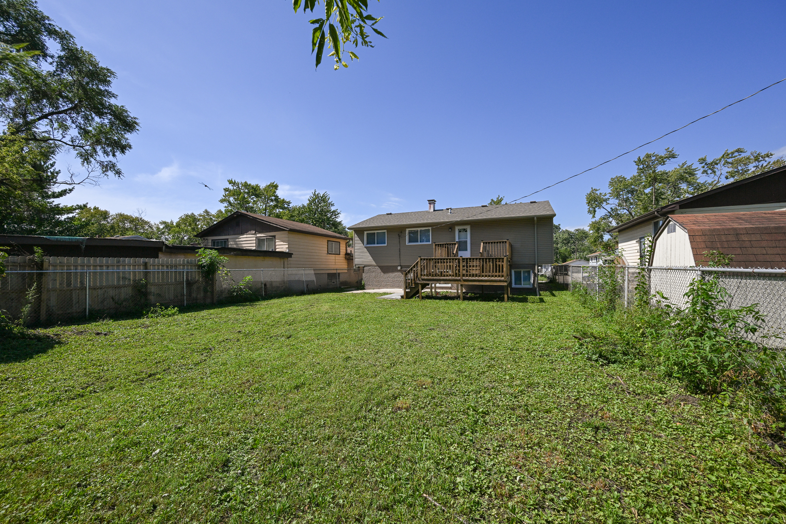 16607 Paulina Street Property Photo 23
