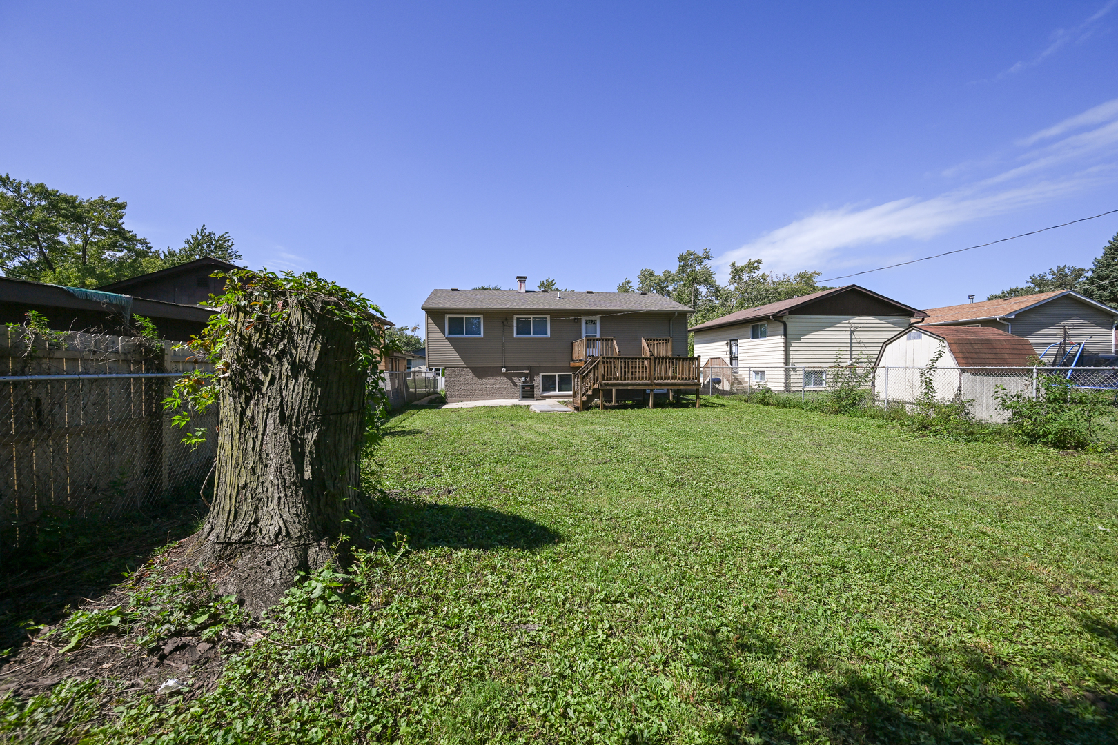 16607 Paulina Street Property Photo 24