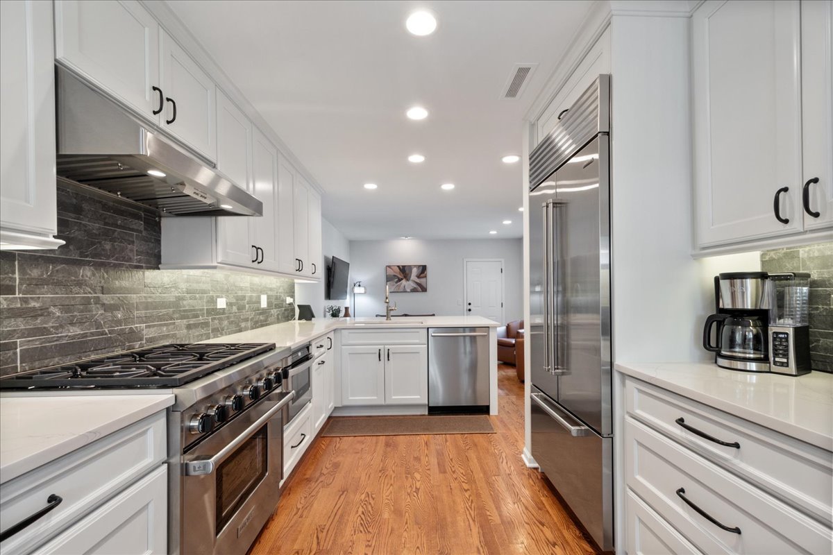37 Park Lane Property Photo 10