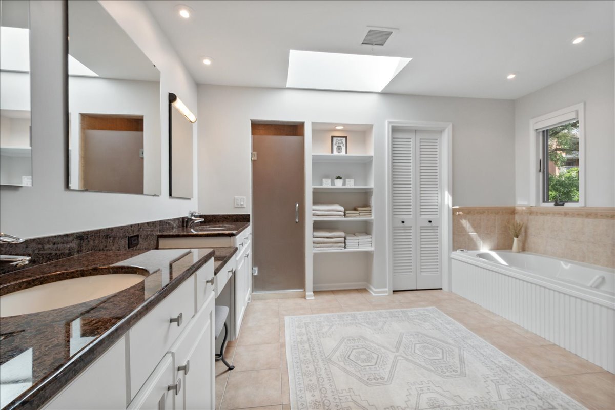 37 Park Lane Property Photo 23