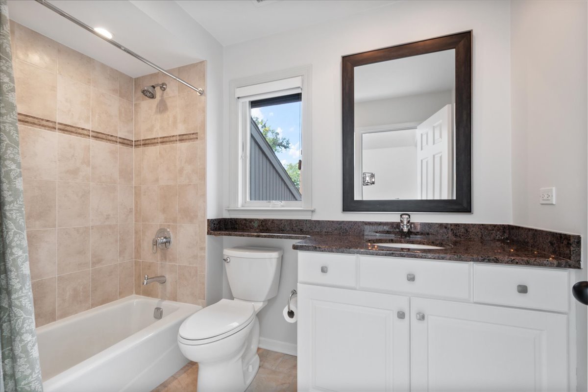 37 Park Lane Property Photo 26